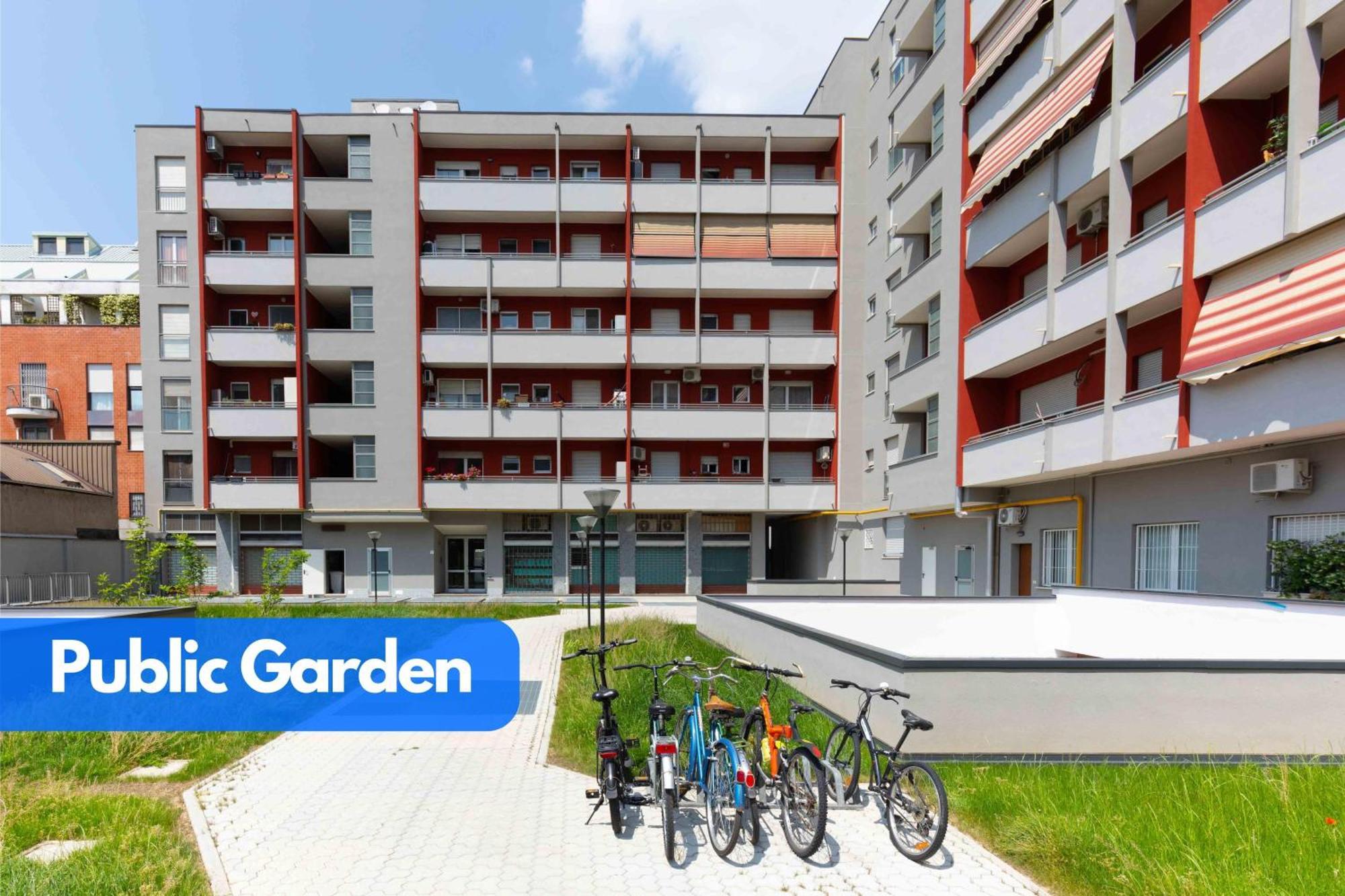 ミラノThe Green House - Private Parking And Balconyアパートメント エクステリア 写真